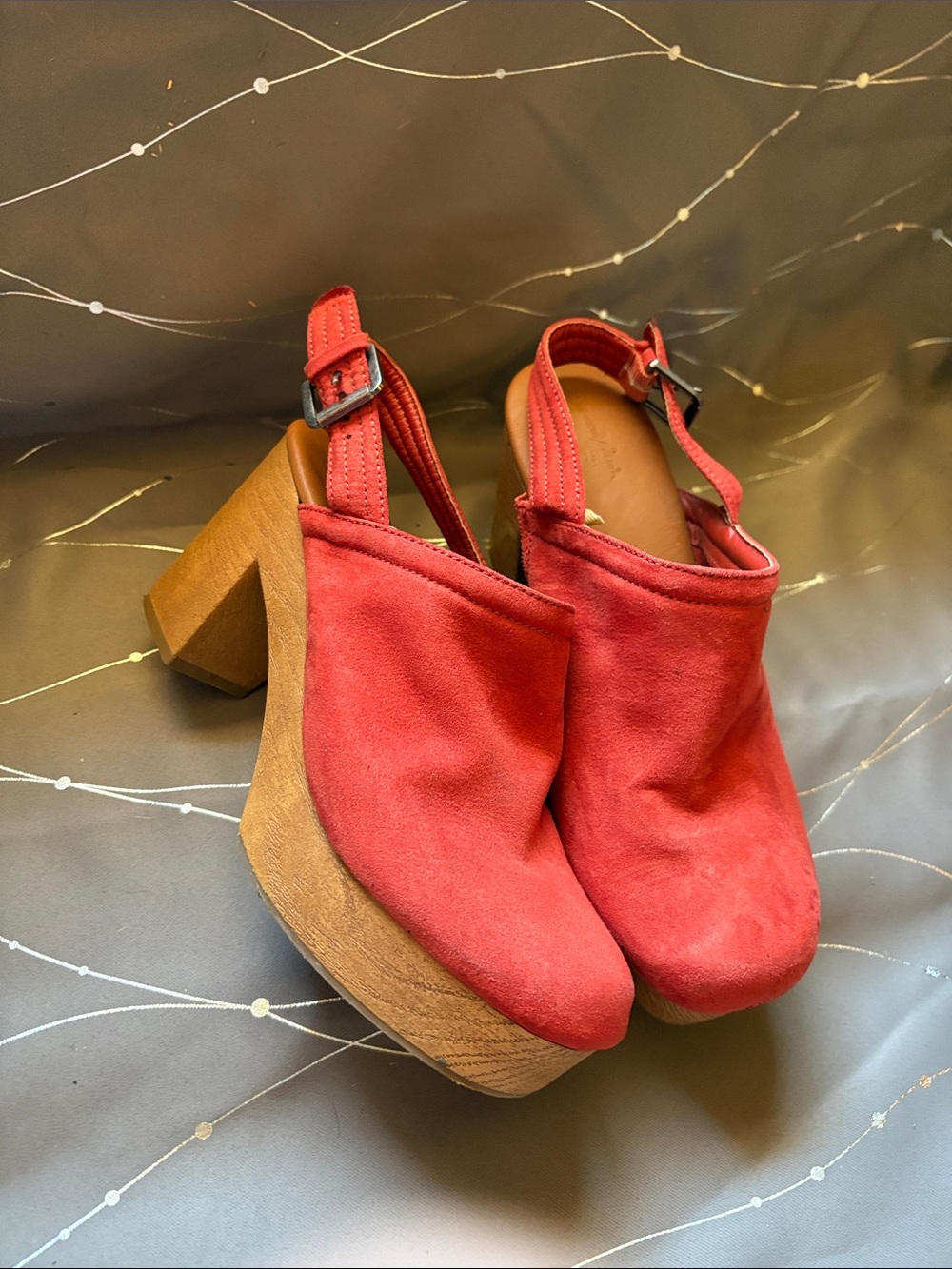 Universal Thread Red Suede Slingback Clogs - Picture 2 of 5